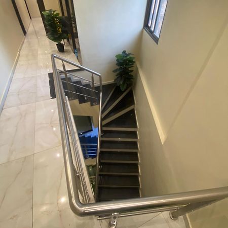 Hotel Ashyana - Near To Grant Road Station Mumbai  Buitenkant foto