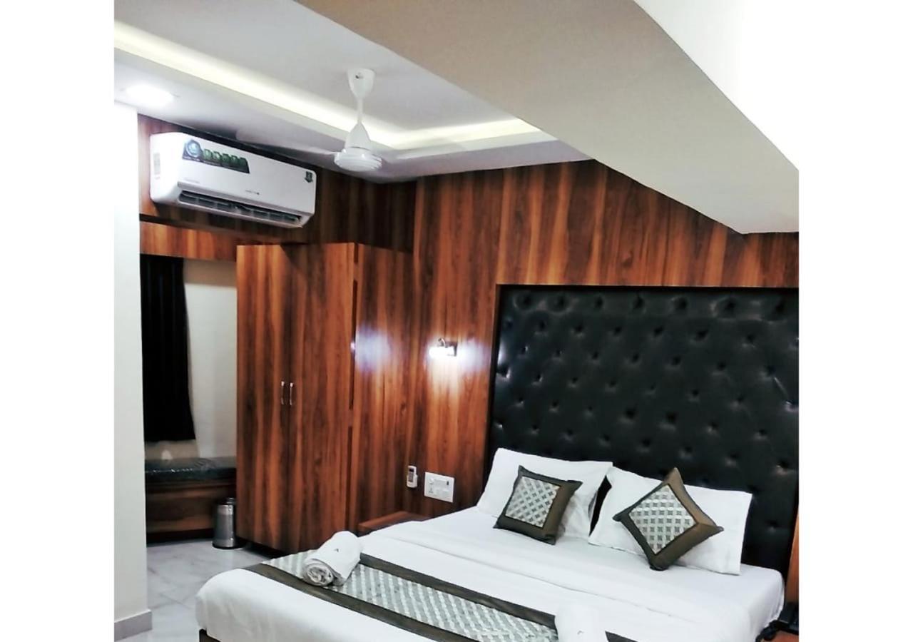 Hotel Ashyana - Near To Grant Road Station Mumbai  Buitenkant foto