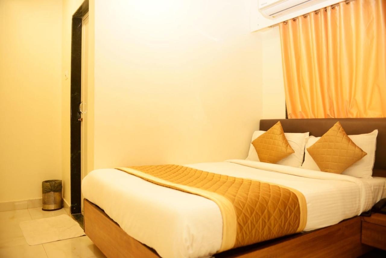 Hotel Ashyana - Near To Grant Road Station Mumbai  Buitenkant foto