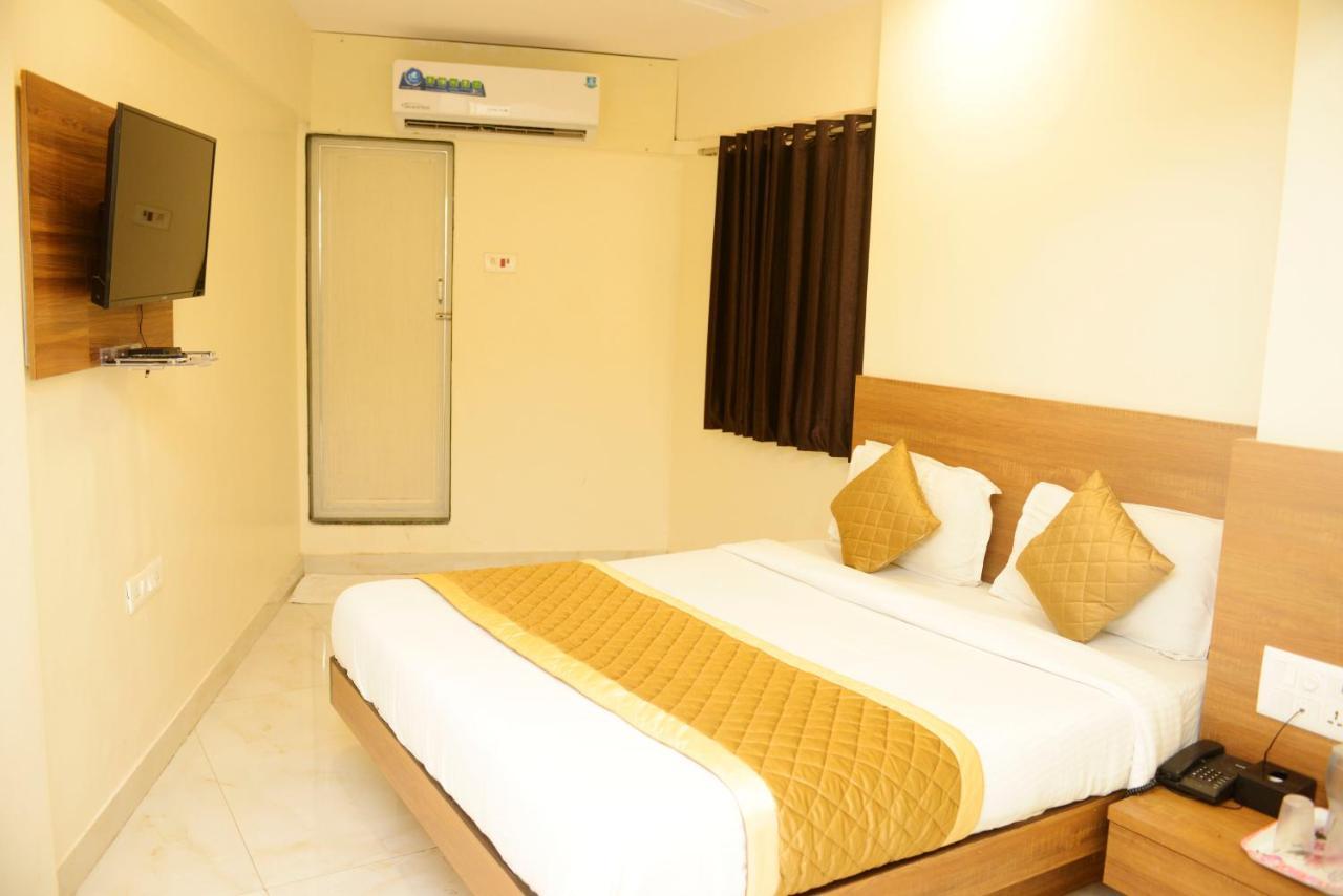 Hotel Ashyana - Near To Grant Road Station Mumbai  Buitenkant foto